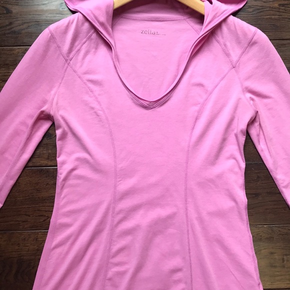 Zella hooded lightweight athletic top - Picture 6 of 11